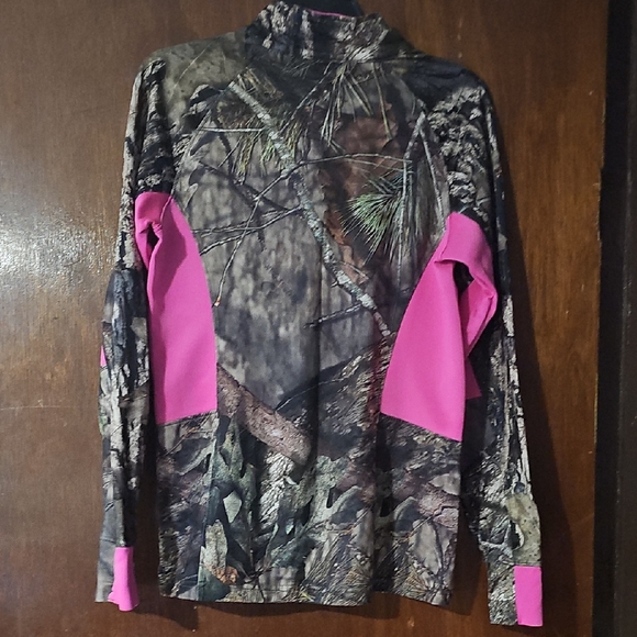 Mossy Oak Long Sleeve Tee - Camouflage and Pink - Picture 2 of 3
